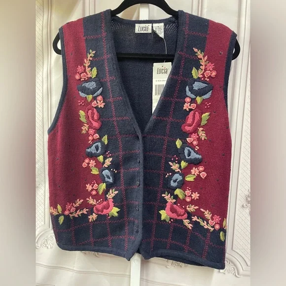 Lucia Floral Embroidered Vintage New Plaid Cottagecore Navy size M Sweater Vest - Picture 1 of 8